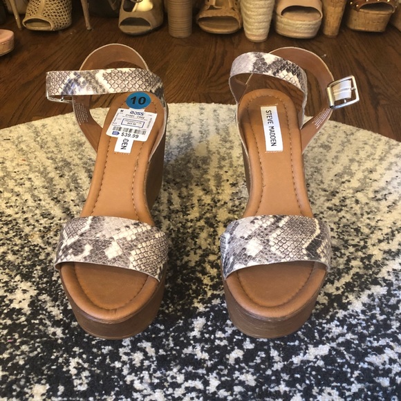Steve Madden Wedges - Picture 1 of 3